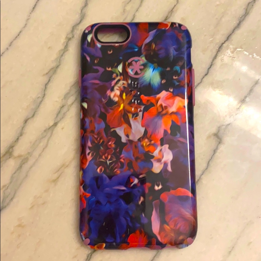 Speck phone case for IPhone 7 or 6